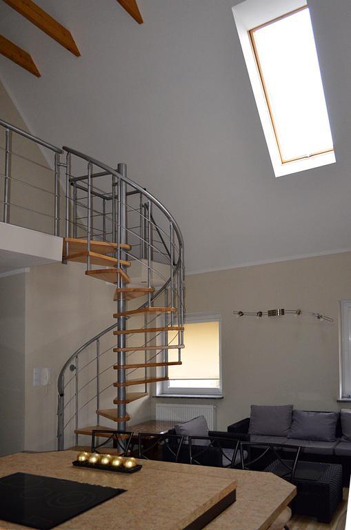 Apartament Dzierzoniow Daire Oda fotoğraf