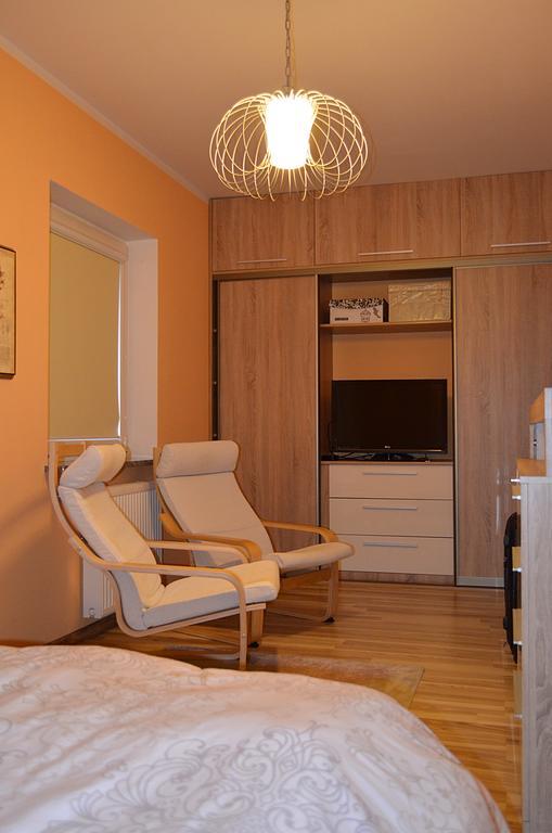 Apartament Dzierzoniow Daire Oda fotoğraf